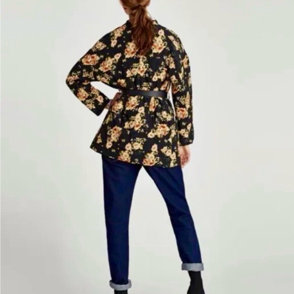 ZARA | Black Quilted Peach & Cream Floral filled Jacket - Picture 4 of 16